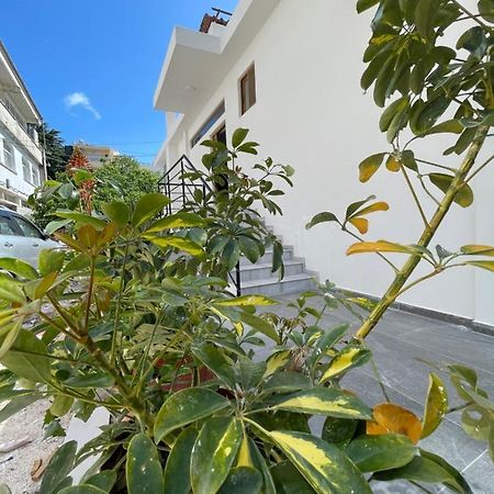 Sun And Sea Apartment Saranda Экстерьер фото