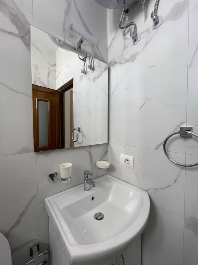 Sun And Sea Apartment Saranda Экстерьер фото